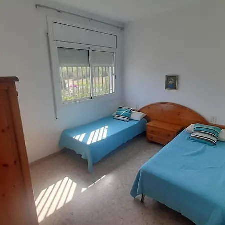 Holiday home Oceanfront - Your Paradise *