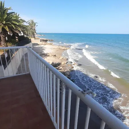 Holiday home Oceanfront - Your Paradise *